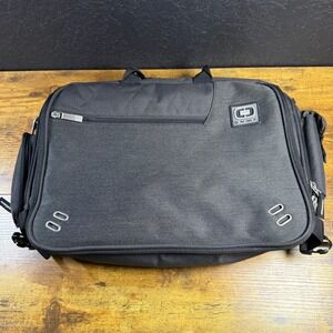 OGIO Street City Corp Black Nylon Messenger Laptop Bag Briefcase Organizer